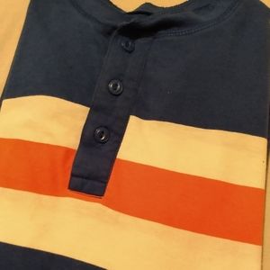 Boys old Navy long-sleeve shirt size medium